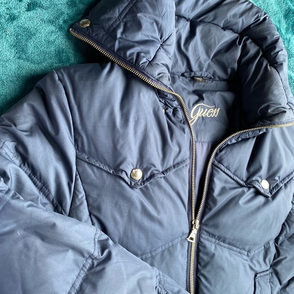 Guess Puffer Jacket - Picture 2 of 6